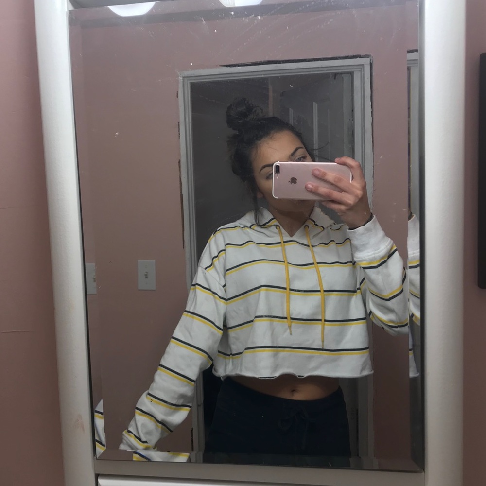 cropped hoodie from zumiez - Picture 2 of 2